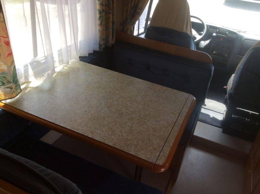table camping car
